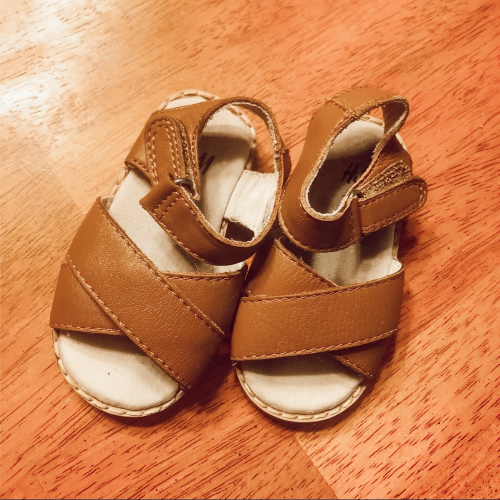 Baby girls toddler H&M sandals 18-19